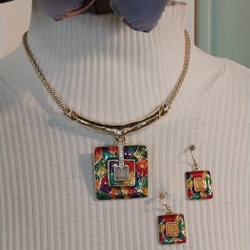 2956 Two Necklace with Earrings Lot - Picture 6 of 12